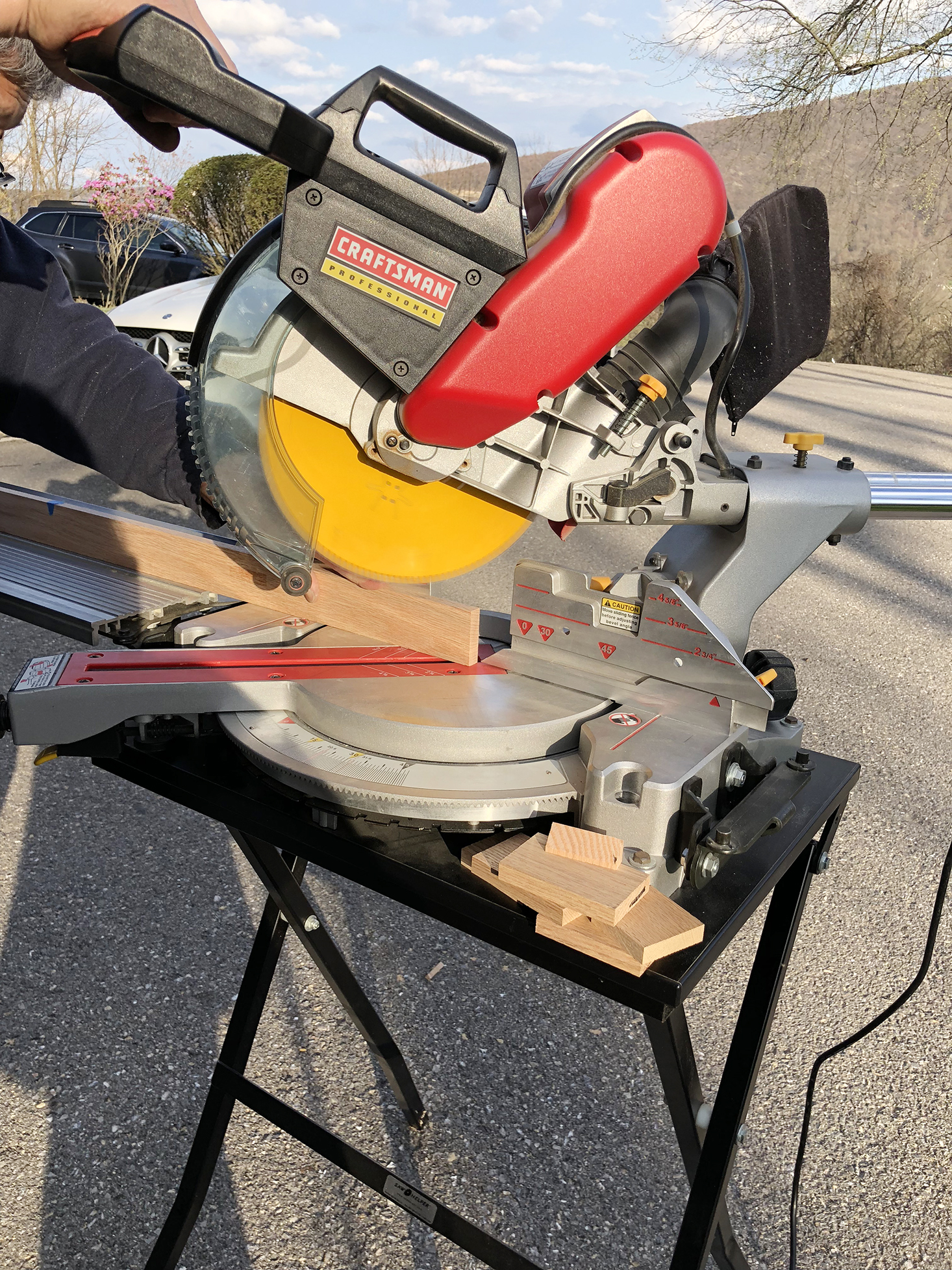 Cutting frame pieces with a miter saw
