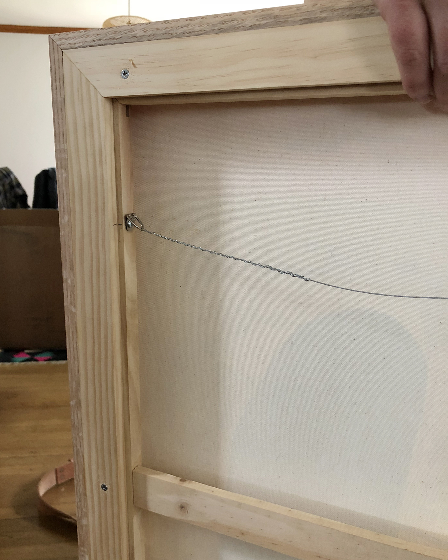 Putting in screws