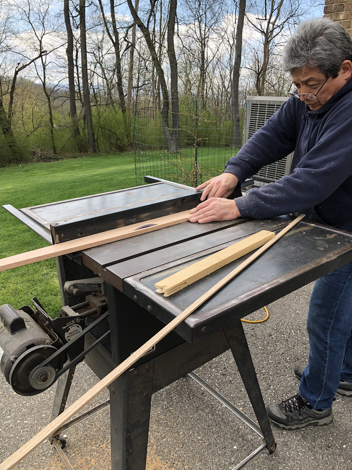 Ripping wood on a table saw